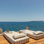 Sewelo Suites
